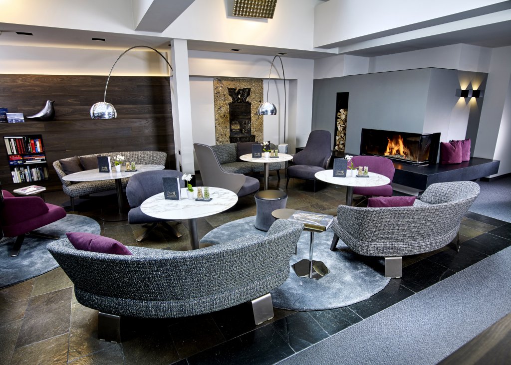 1833832 Hotel With Fireplace Lounge Innsbruck Tirol 